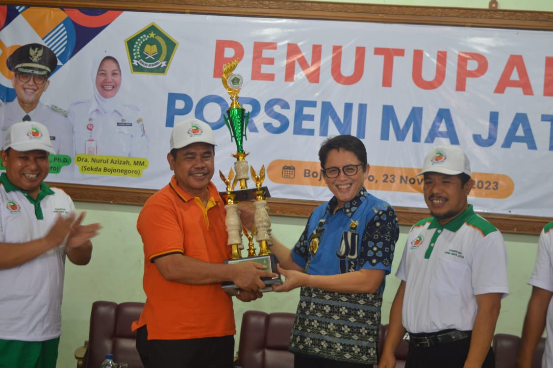 Porseni Ma Sukses Antarkan Bojonegoro Raih Juara Umum Kantor